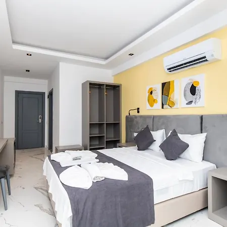 Hotel Leonis